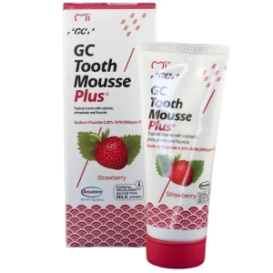 GC Tooth Mousse PLUS Strawberry 40g Tube (10)